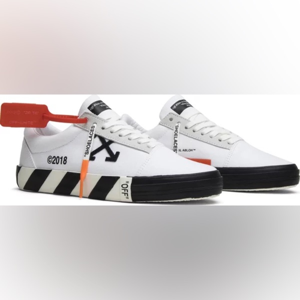Off-White vulcanized Low Top ‘White’